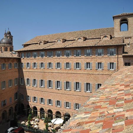 אורבינו Albergo San Domenico מראה חיצוני תמונה